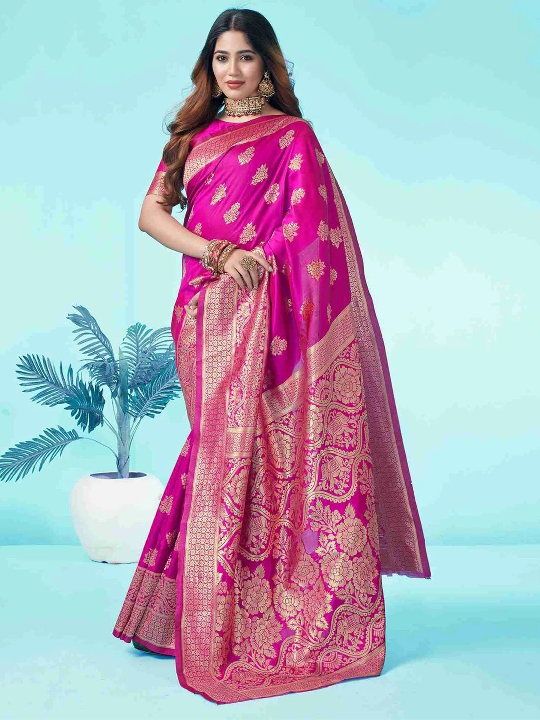 

Melok Woven Design Zari Art Silk Banarasi Saree, Pink