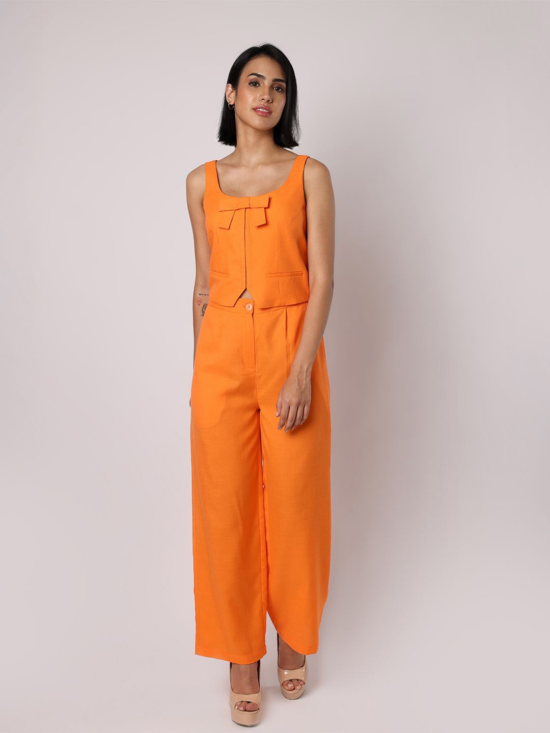 

BLANC9 Scoop Neck Sleeveless Bow Waistcoat With Trousers, Orange