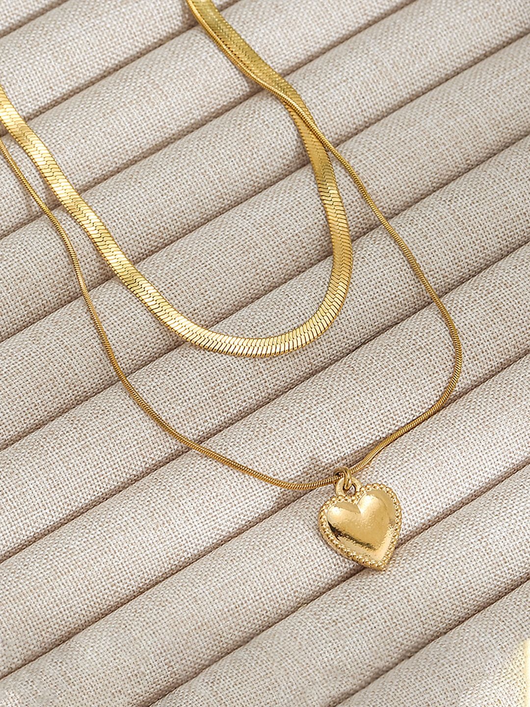 

Jewels Galaxy Gold-Plated Necklace