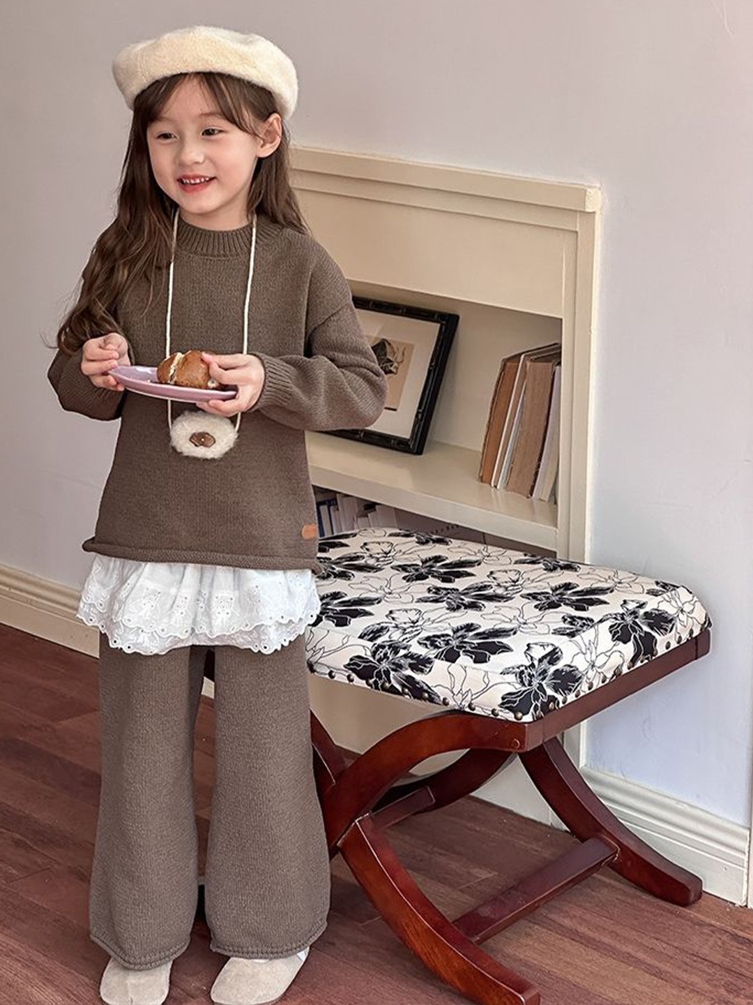 

LULU & SKY Girls Round Neck Sweatshirt With Trouser, Brown