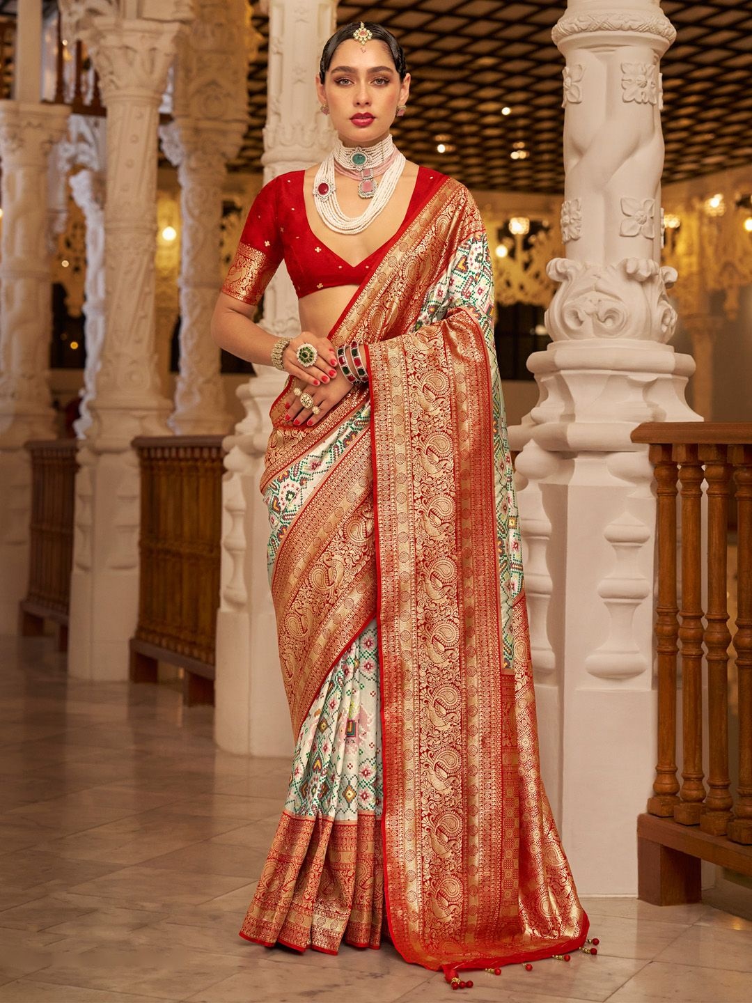 

Anouk Floral Woven Design Zari Patola Saree, Off white