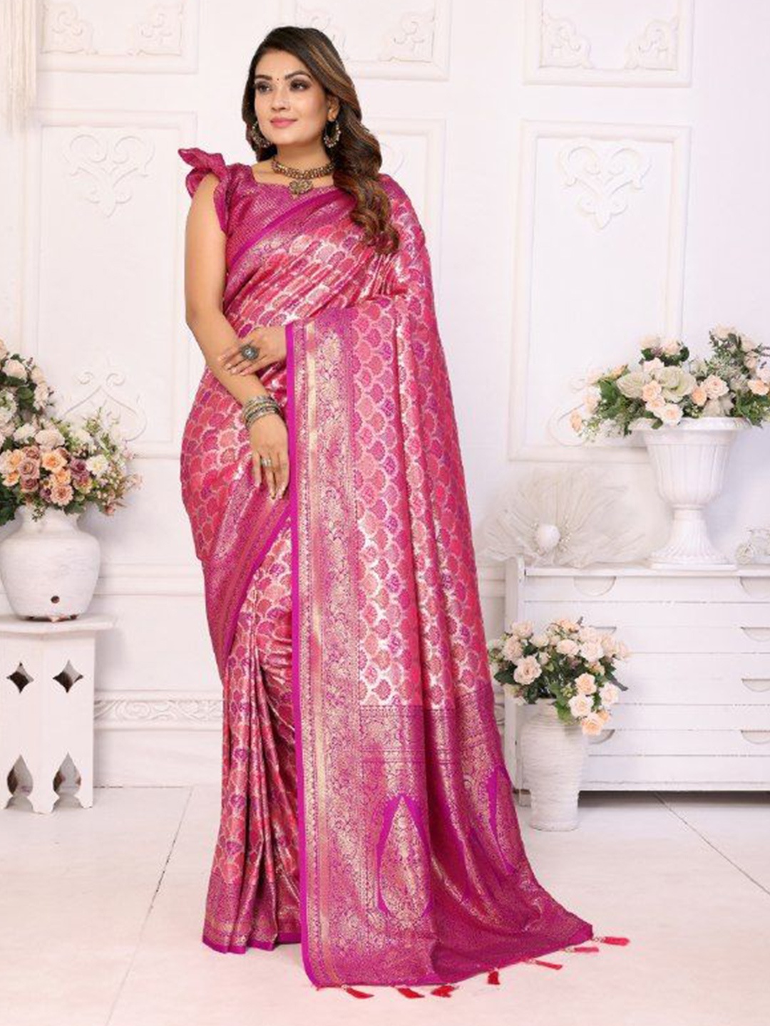 

Anaita Woven Design Zari Banarasi Saree, Pink