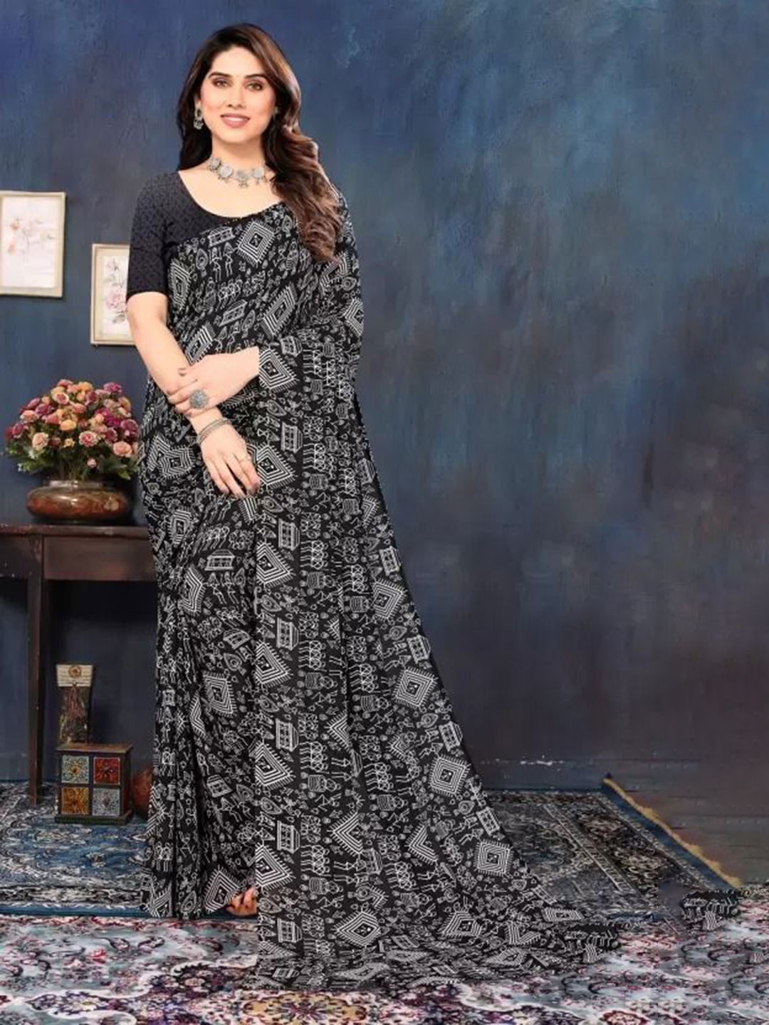 

Florence Printed Pure Georgette Saree, Black