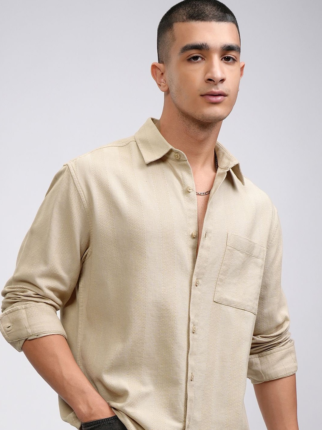 

HIGHLANDER Men Spread Collar Textured Cotton Casual Shirt, Beige