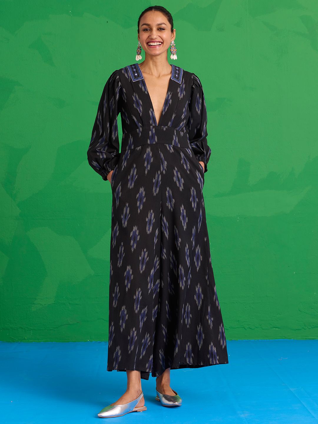 

OKHAI "Dark Geode" Hand-Embroidered Mirrorwork Pure Cotton Ikkat Black Jumpsuit