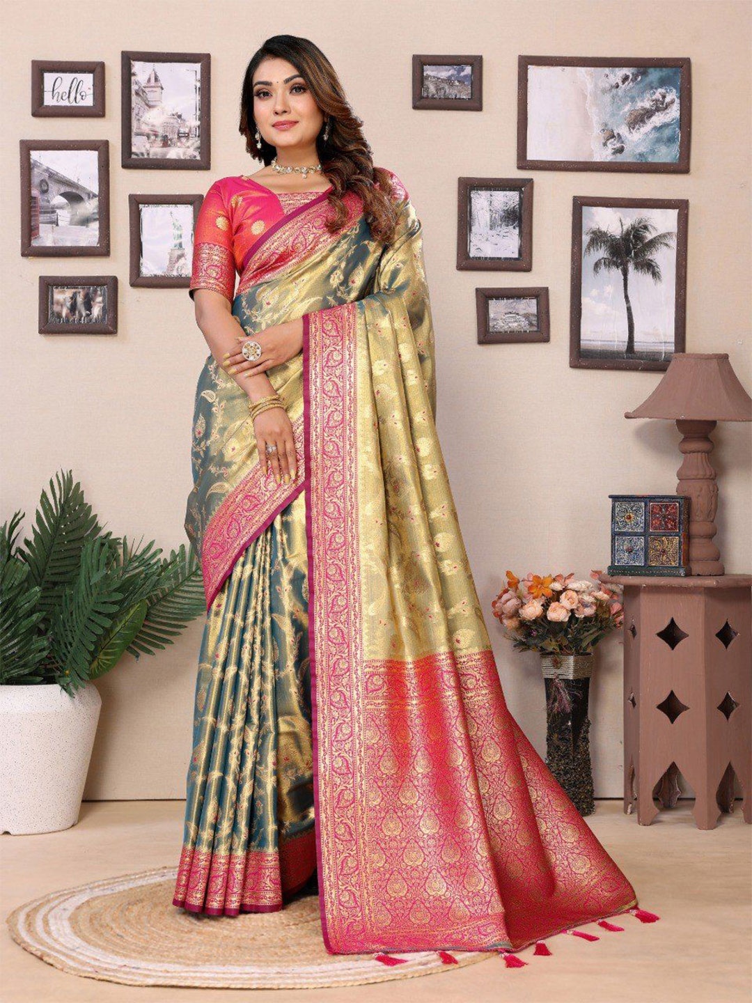 

Anaita Woven Design Zari Banarasi Saree, Olive