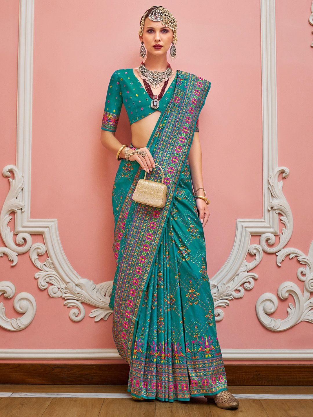 

Anouk Ethnic Motif Woven Design Banarasi Saree, Teal
