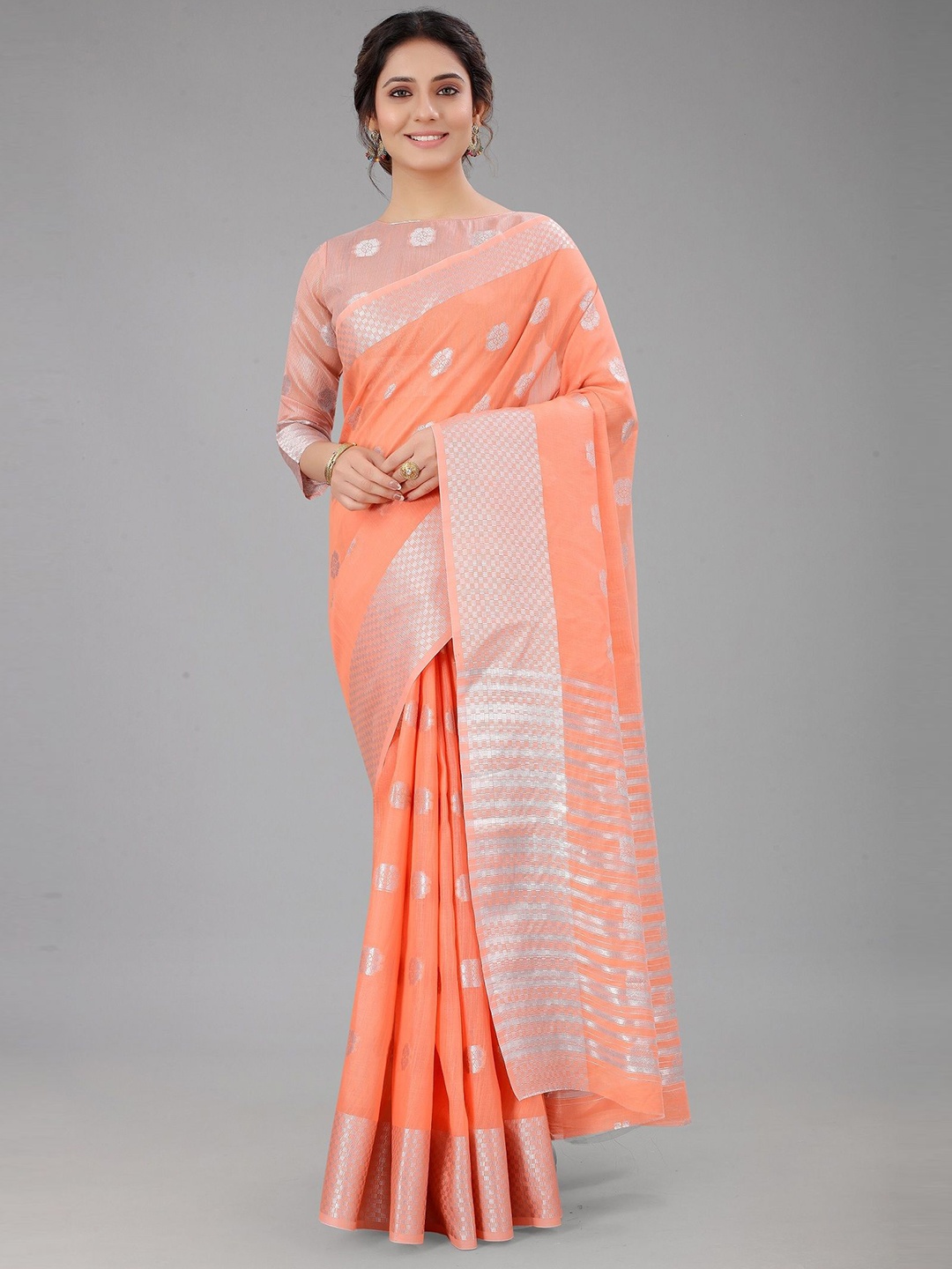 

A TO Z CART Woven Design Floral Saree, Peach