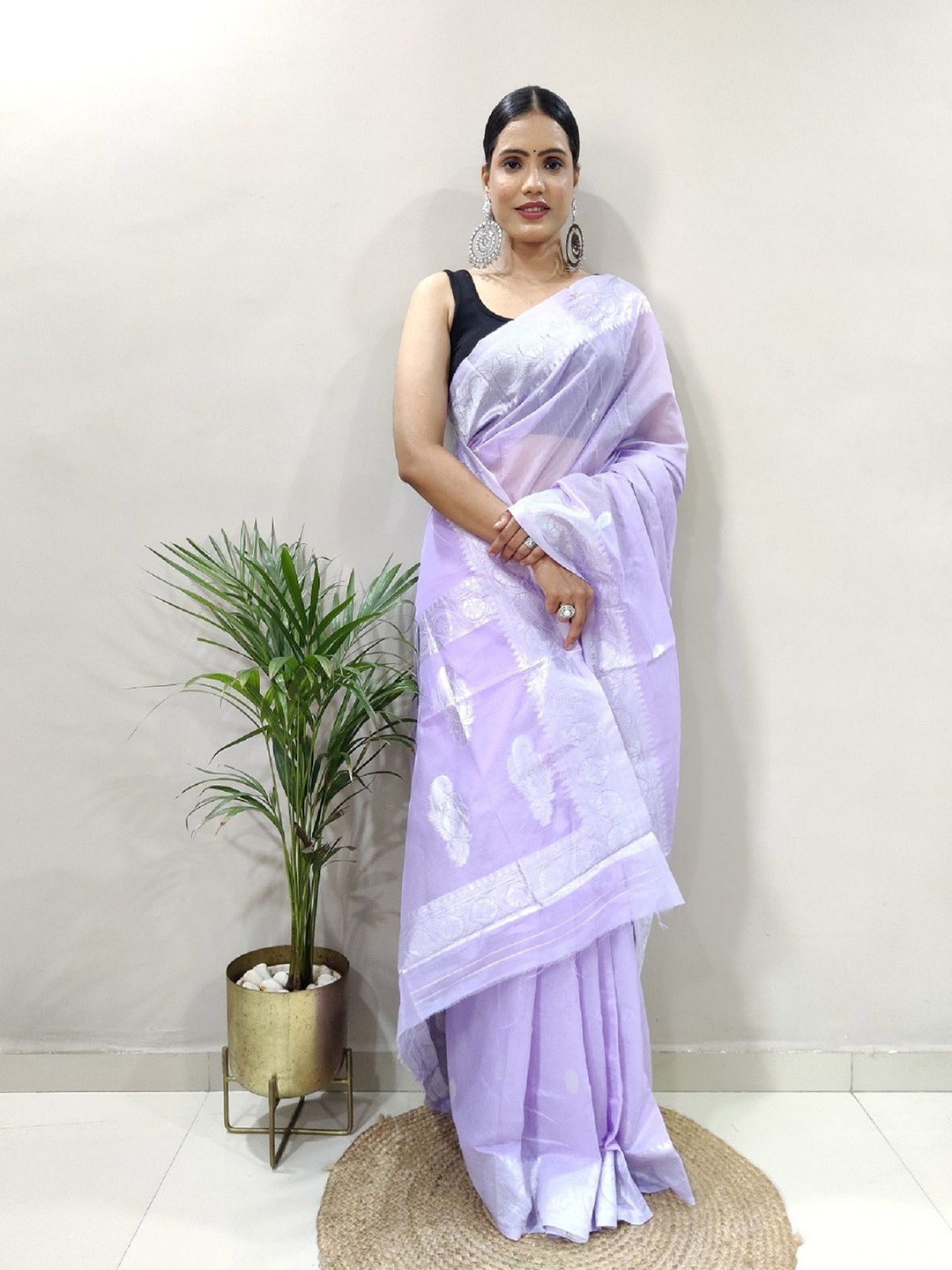 

A TO Z CART Woven Design Zari Saree, Lavender