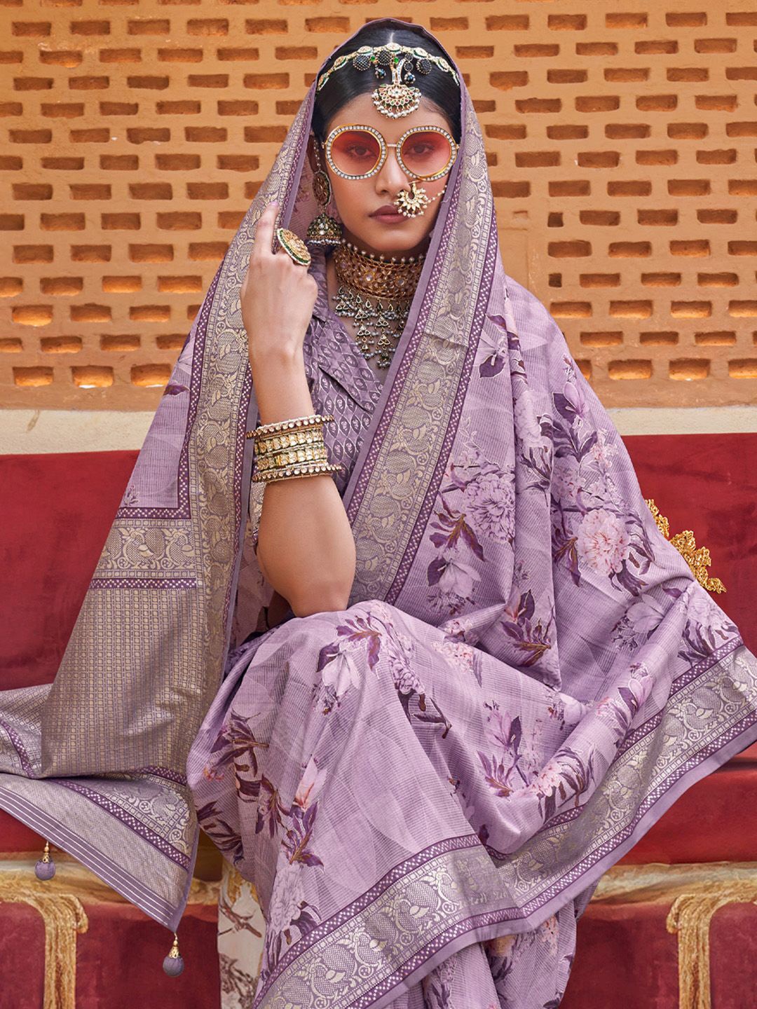 

Anouk Floral Printed Zari Sungudi Saree, Lavender