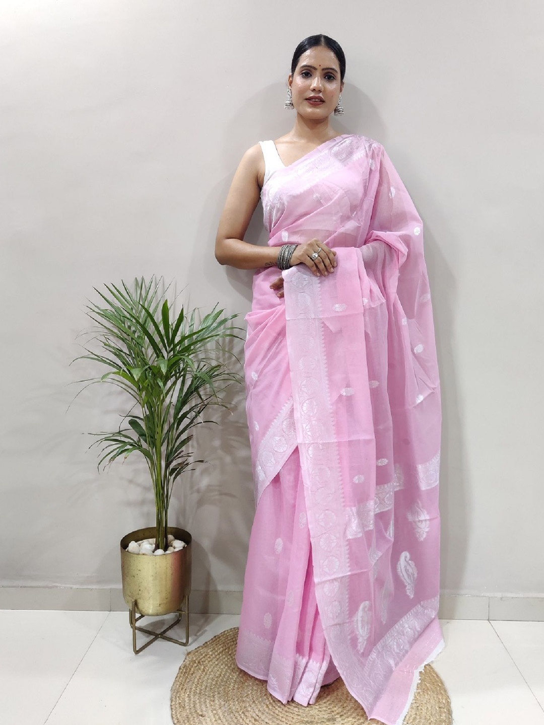 

A TO Z CART Woven Design Zari Saree, Pink