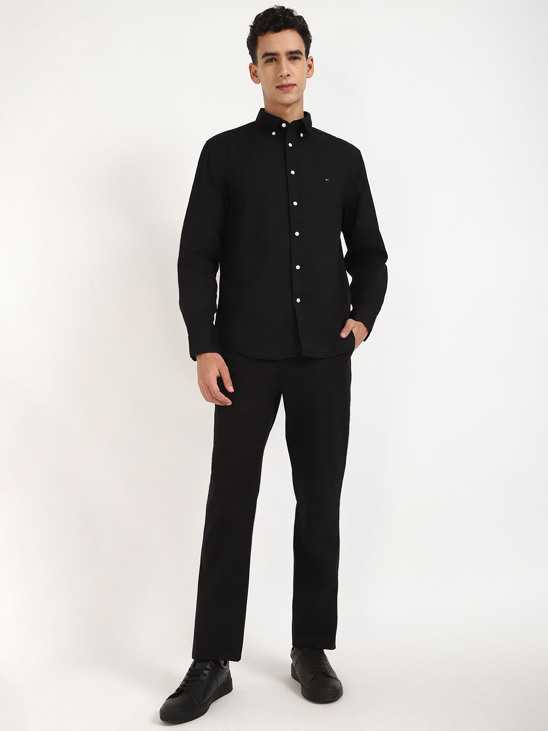 

Tommy Hilfiger Men Button-Down Collar Solid Cotton Casual Shirt, Black