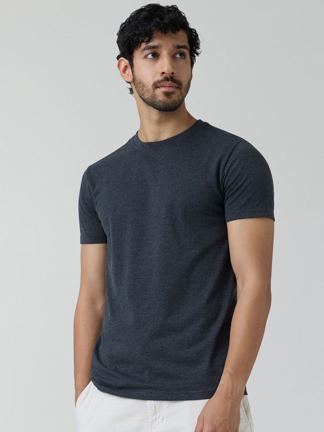 

XYXX Men Solid Cotton Rich Code T-Shirt, Grey