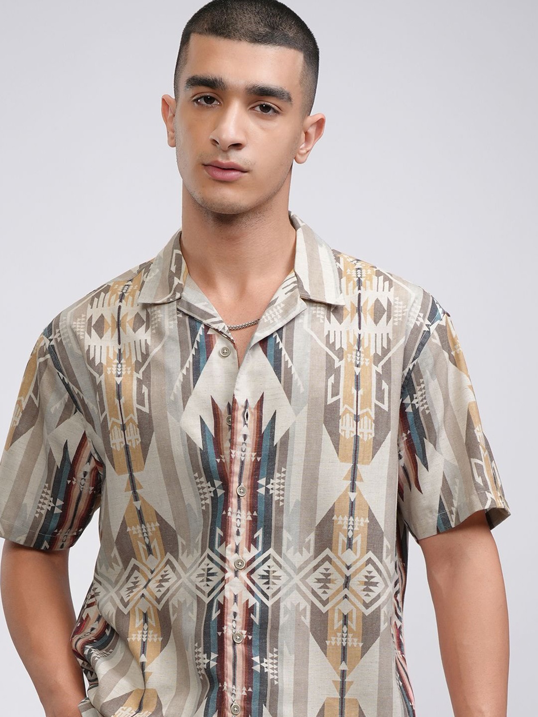 

HIGHLANDER Men Fancy Linen Printed Cuban Collar Relaxed Shirt, Off white