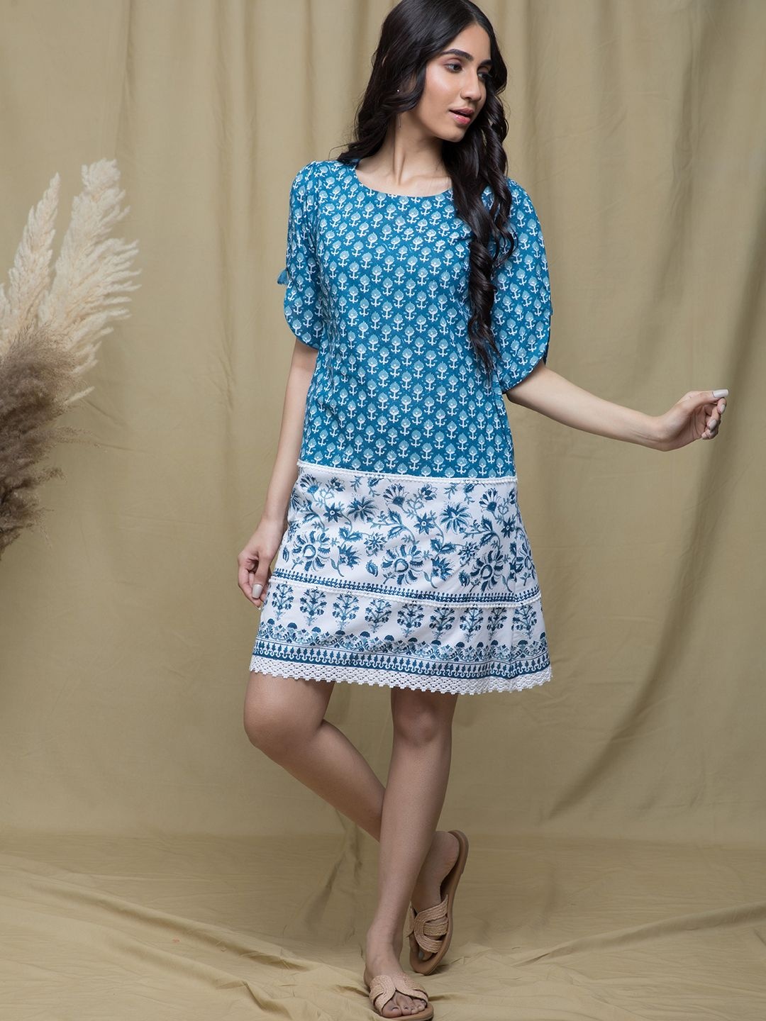 

Dhanak Women Ethnic Motifs Print Puff Sleeve A-Line Dress, Blue