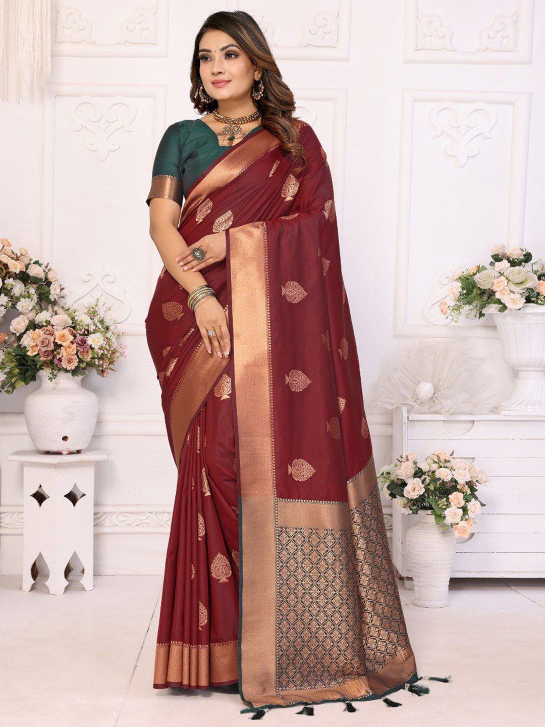 

Anaita Woven Design Zari Banarasi Saree, Maroon