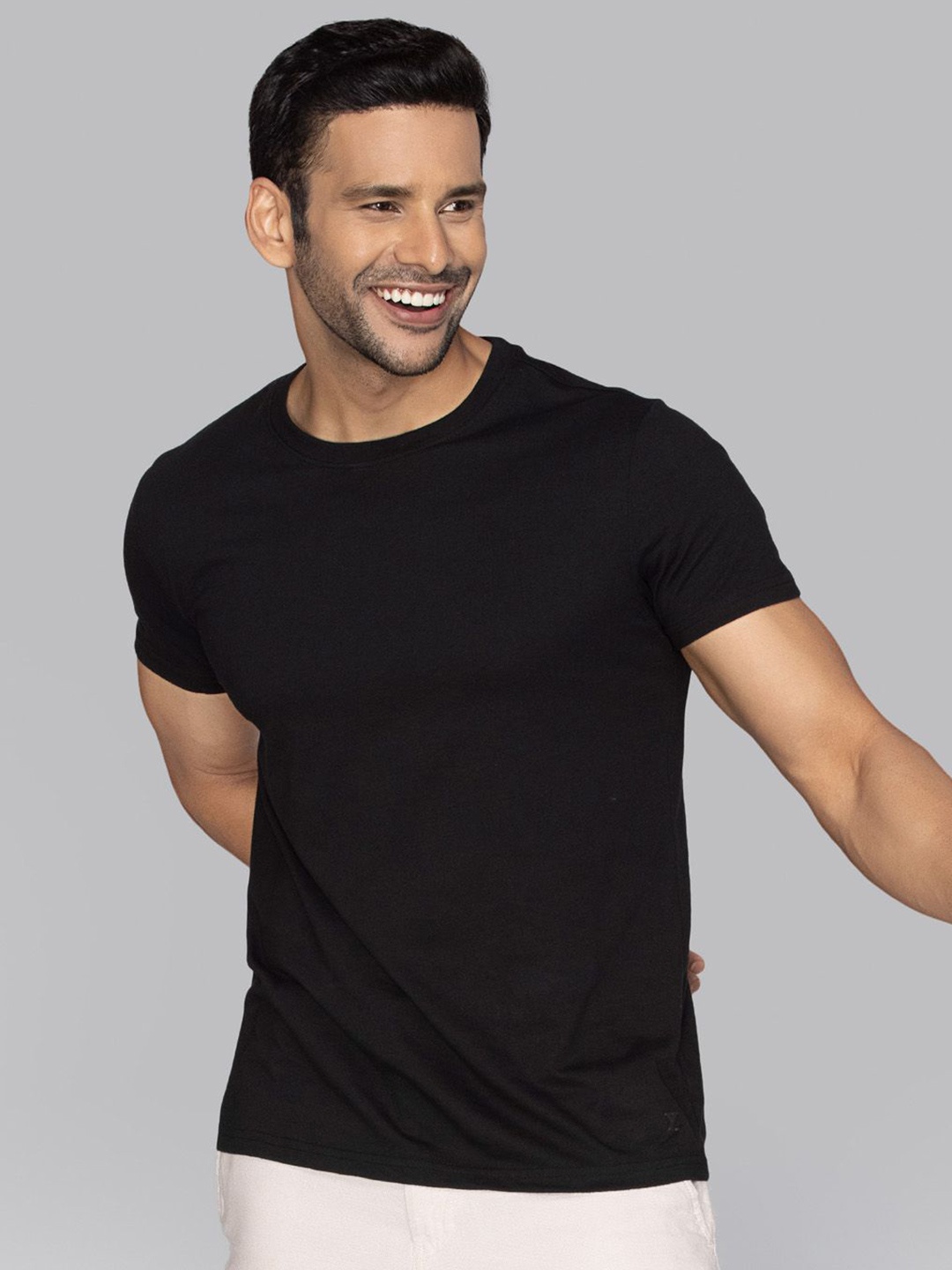 

XYXX Men Solid Cotton Rich Code T-Shirt, Black