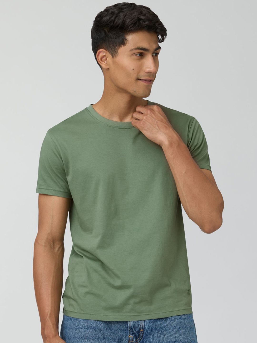 

XYXX Men Ultra Breezy Super Combed Cotton Solid Crew Neck T-Shirt, Olive