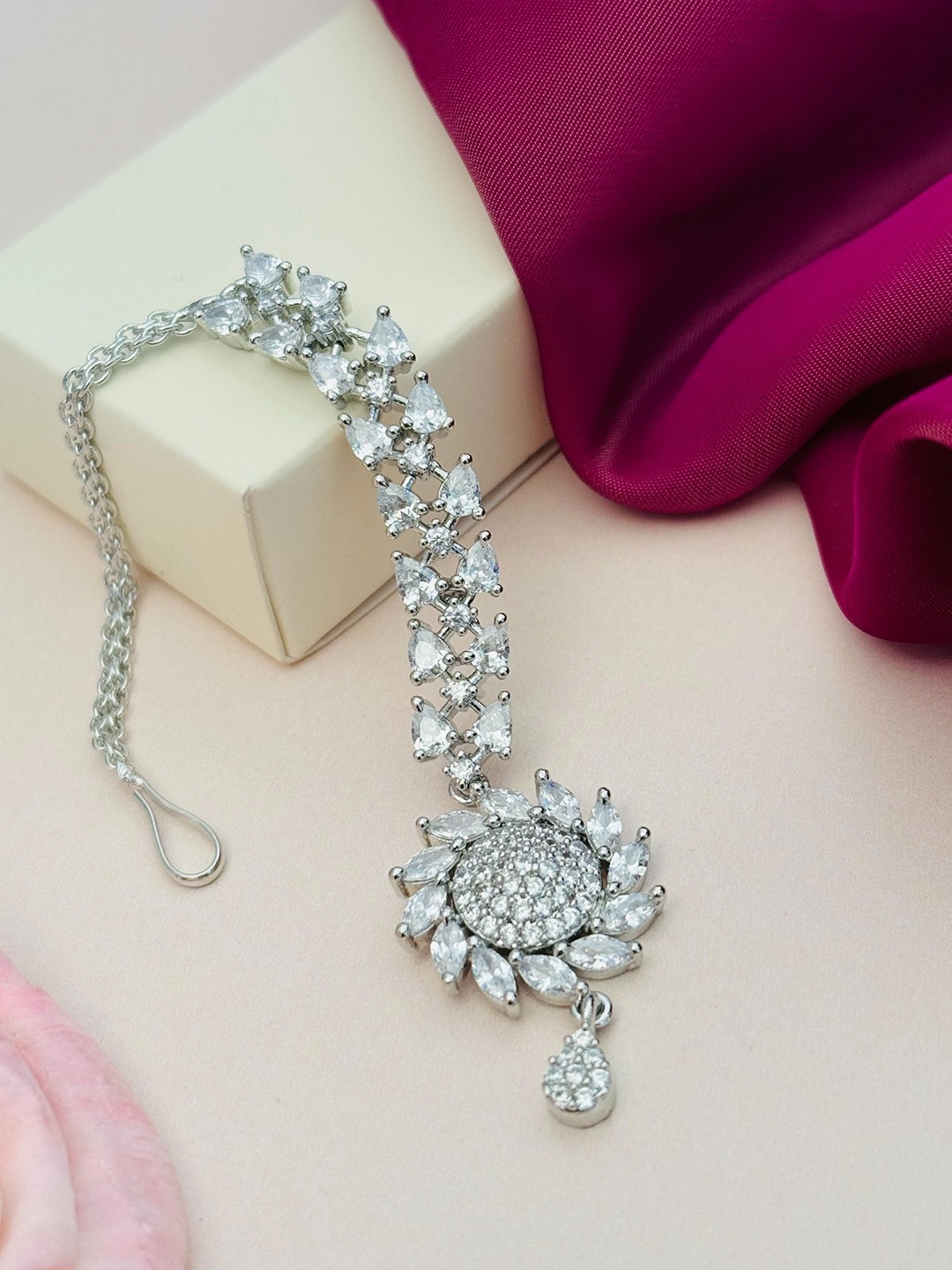 

ABDESIGNS Silver-Plated Artificial Stones and Beads Studded Maang Tikka Head