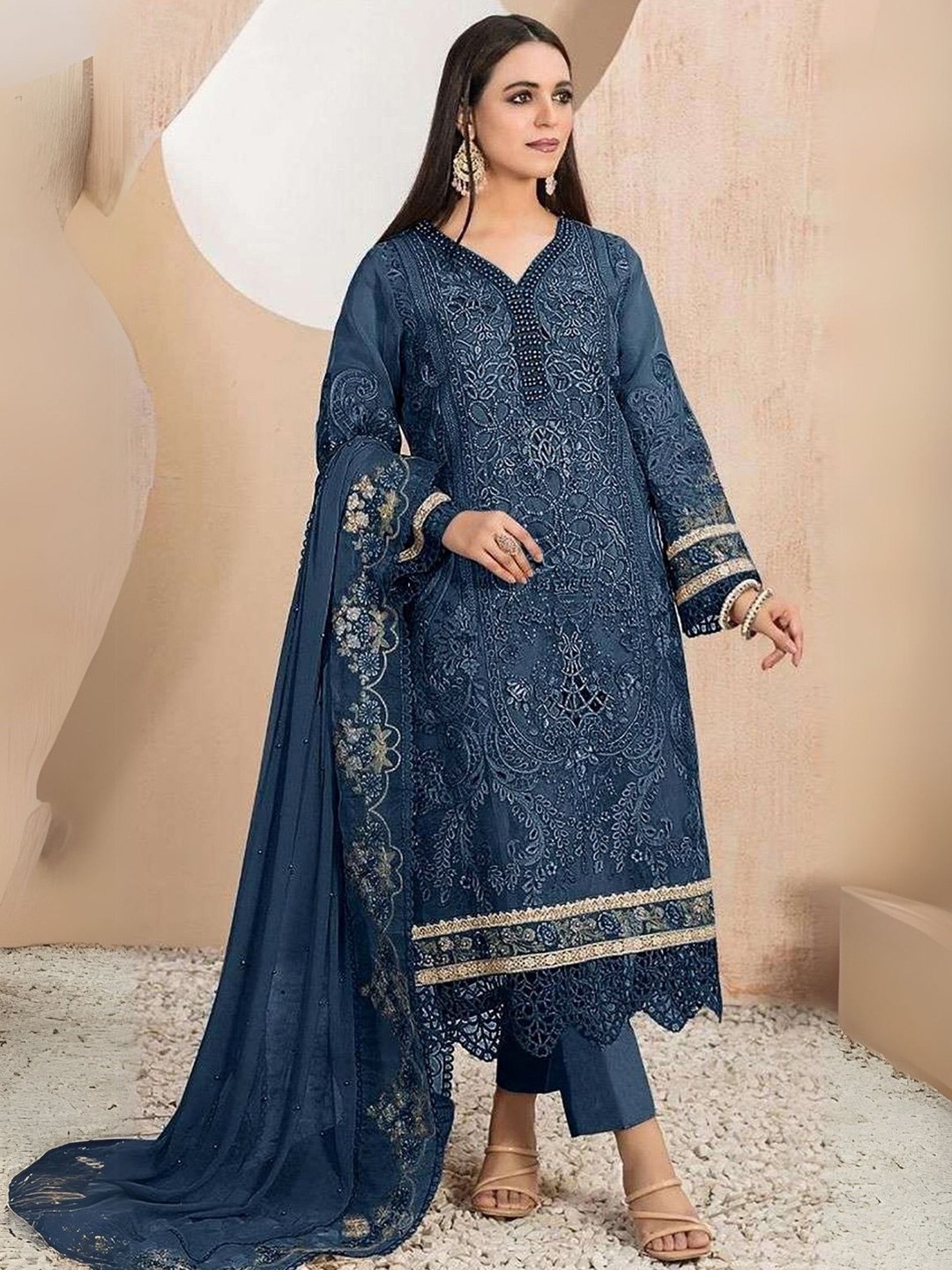 

ODETTE Women Floral Embroidered Thread Work Kurta with Trousers & Dupatta, Blue