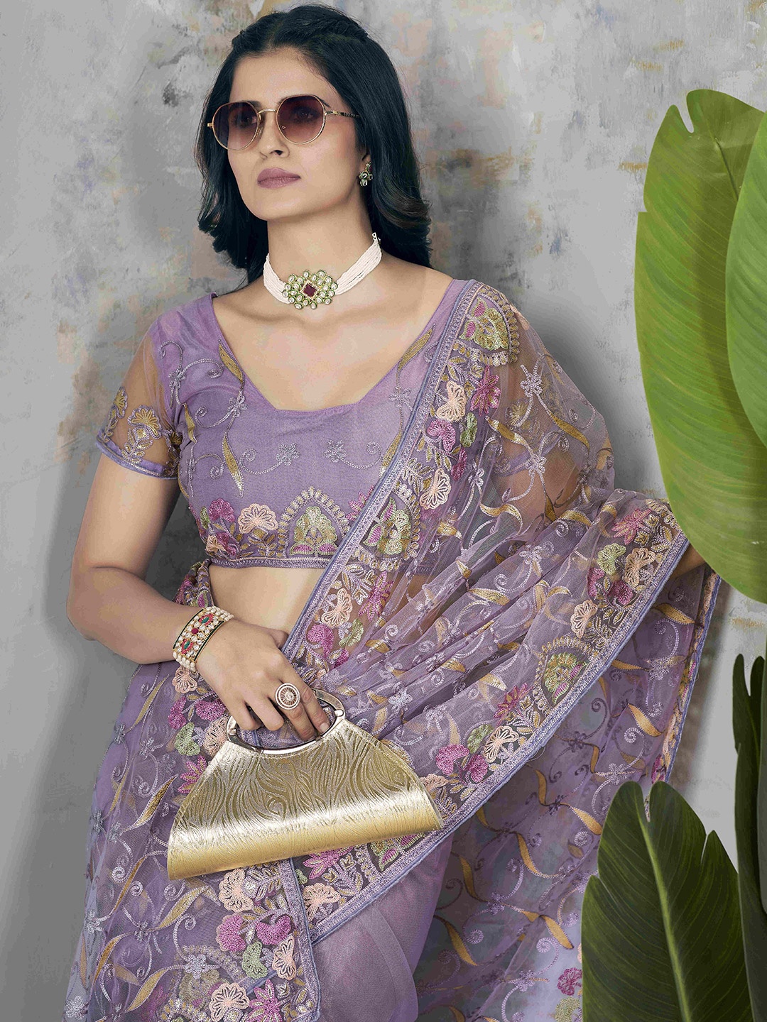 

RV CREATION Floral Embroidered Net Saree, Purple