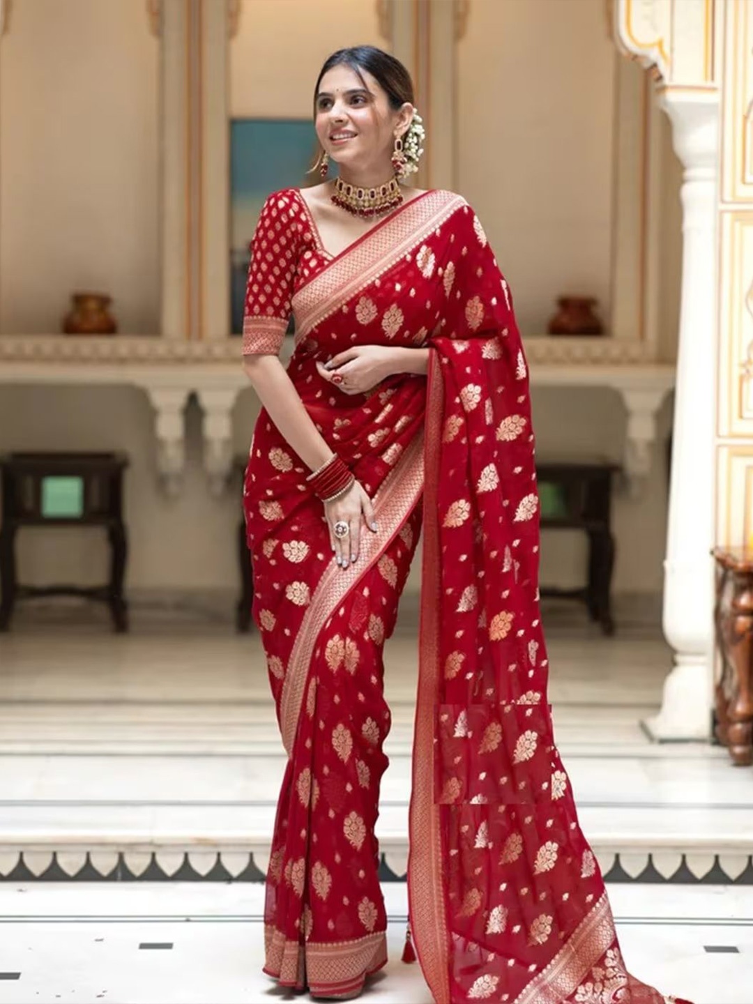 

A TO Z CART Floral Zari Pure Silk Saree, Red