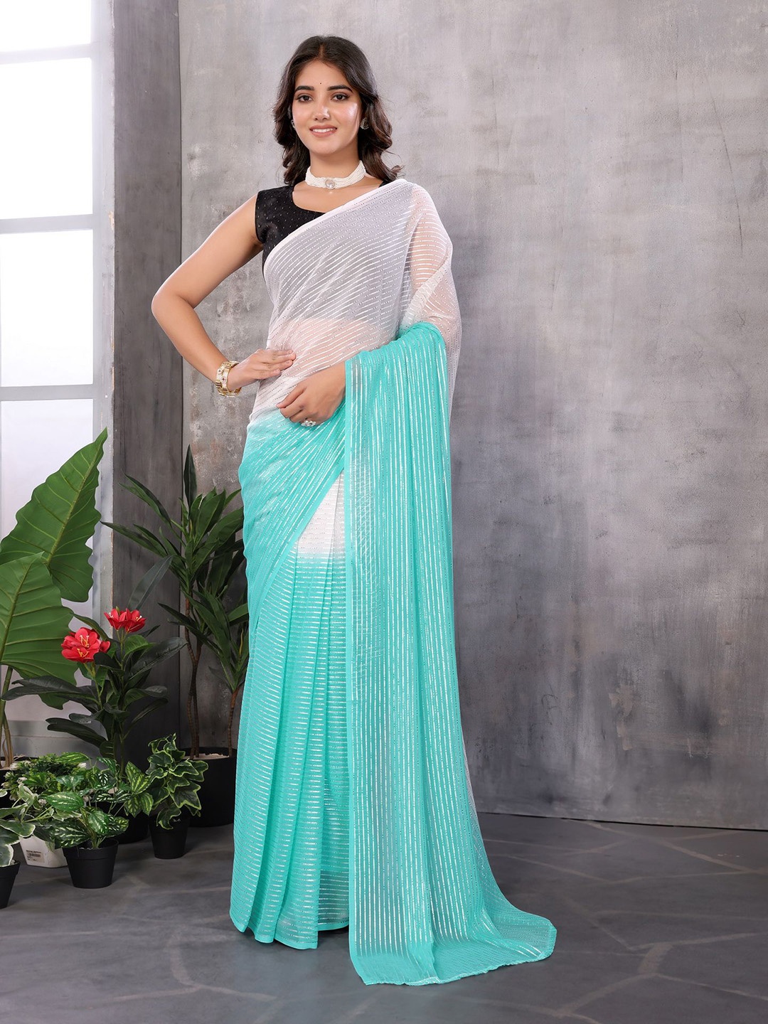 

Divyadham Textiles Ombre Ready to Wear Saree, Turquoise blue