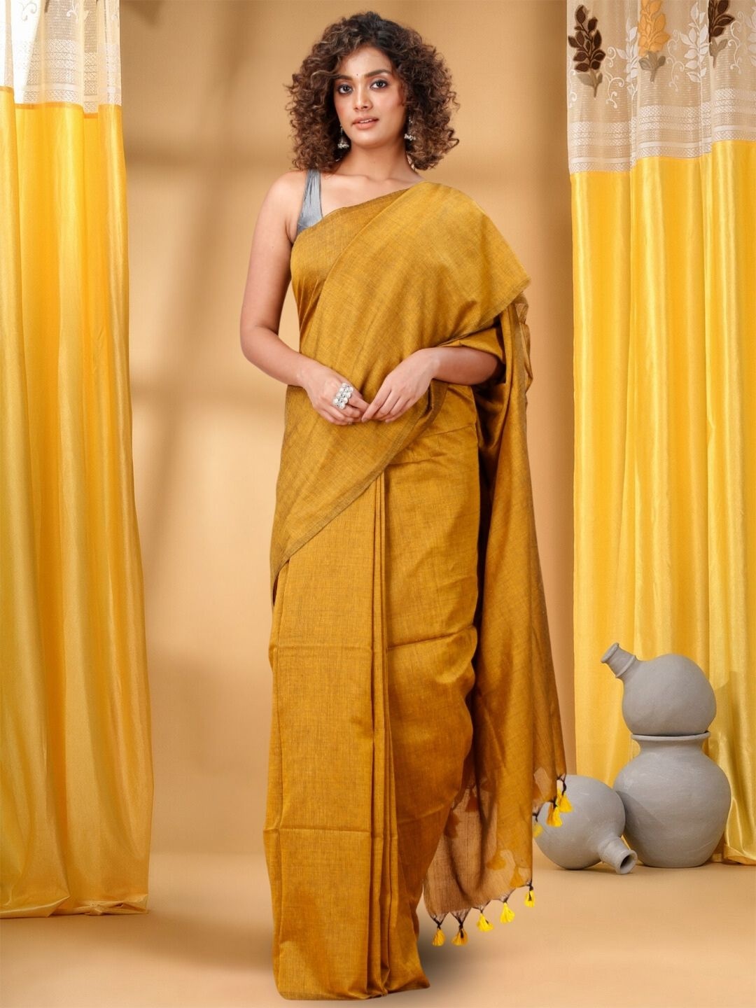 

T.J. SAREES Pure Cotton Saree With Blouse Piece, Yellow