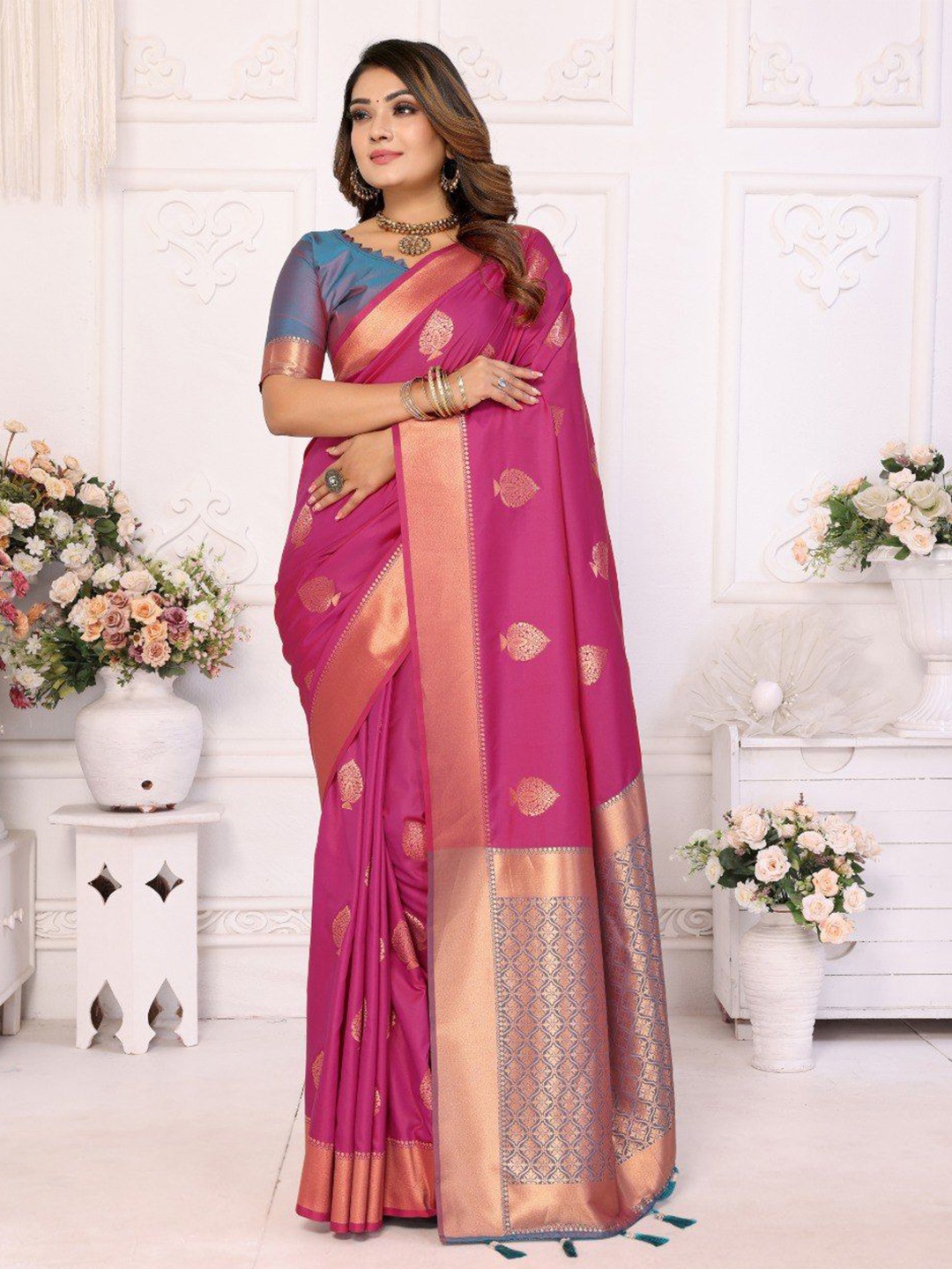 

Anaita Woven Design Zari Banarasi Saree, Pink