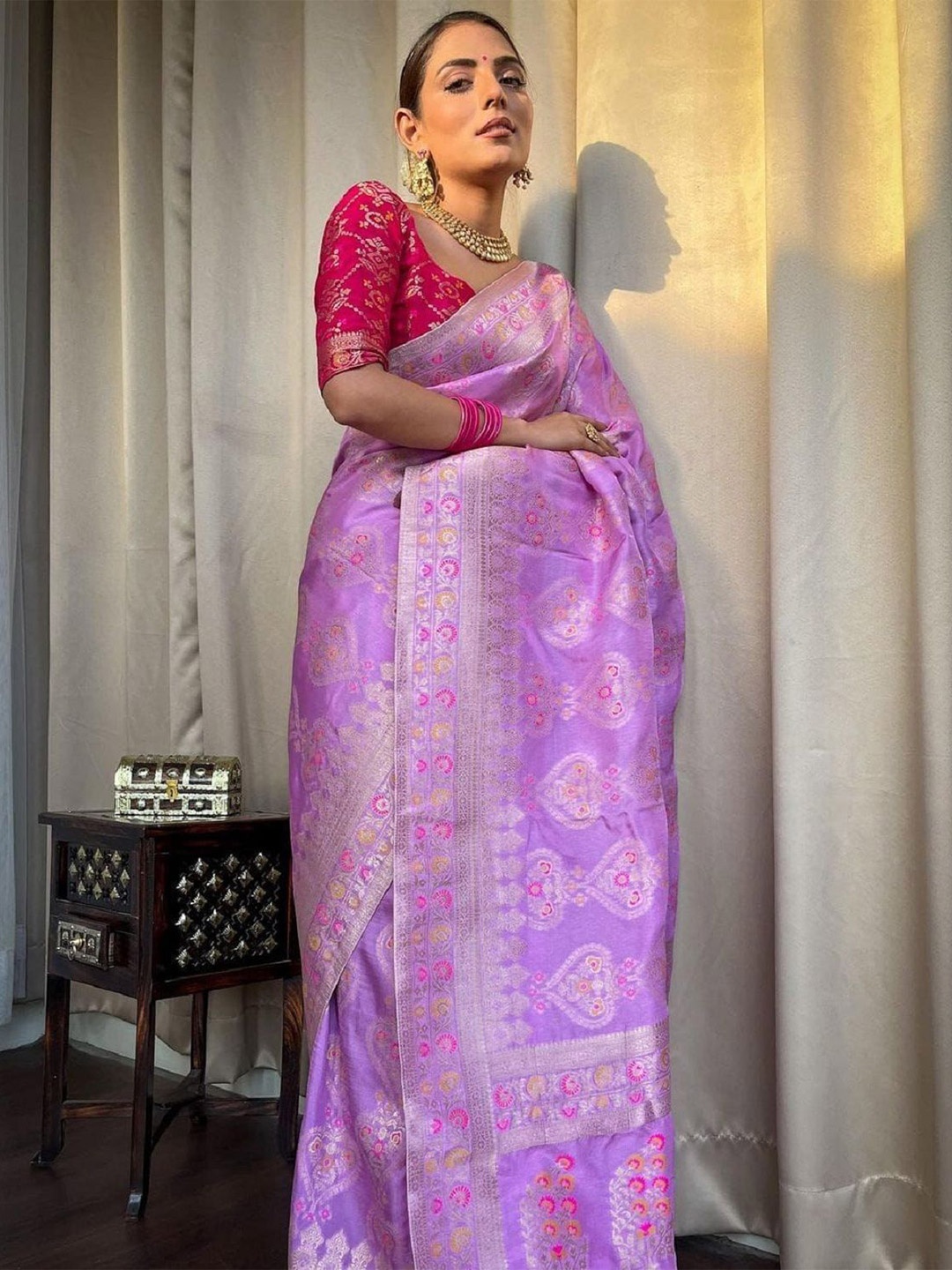 

A TO Z CART Floral Woven Design Zari Pure Silk Saree, Violet