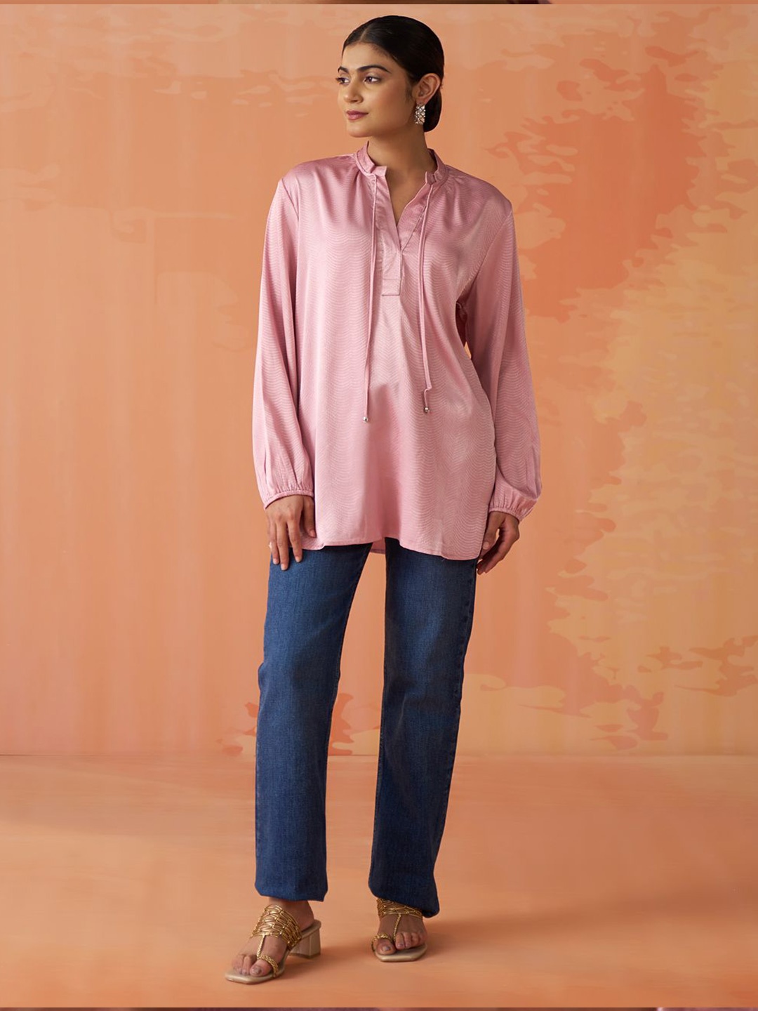 

Lakshita Mandarin Collar Top, Pink