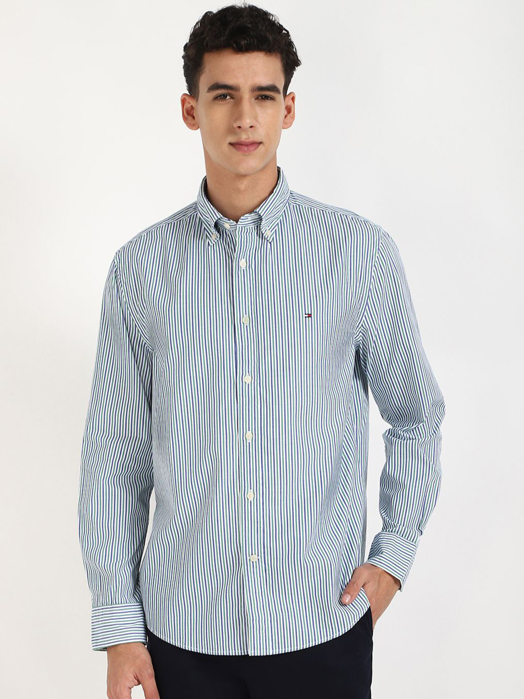 

Tommy Hilfiger Men Button-Down Collar Vertical Striped Cotton Casual Shirt, White