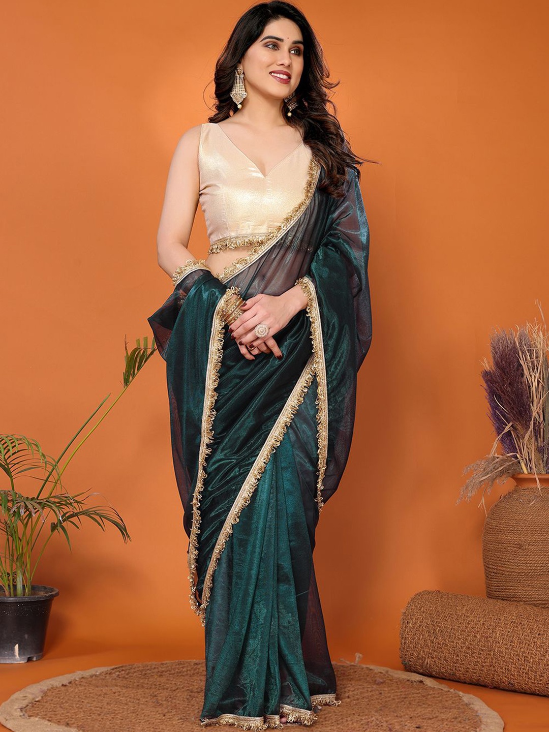 

FABMORA Embellished Sequinned Organza Saree, Green