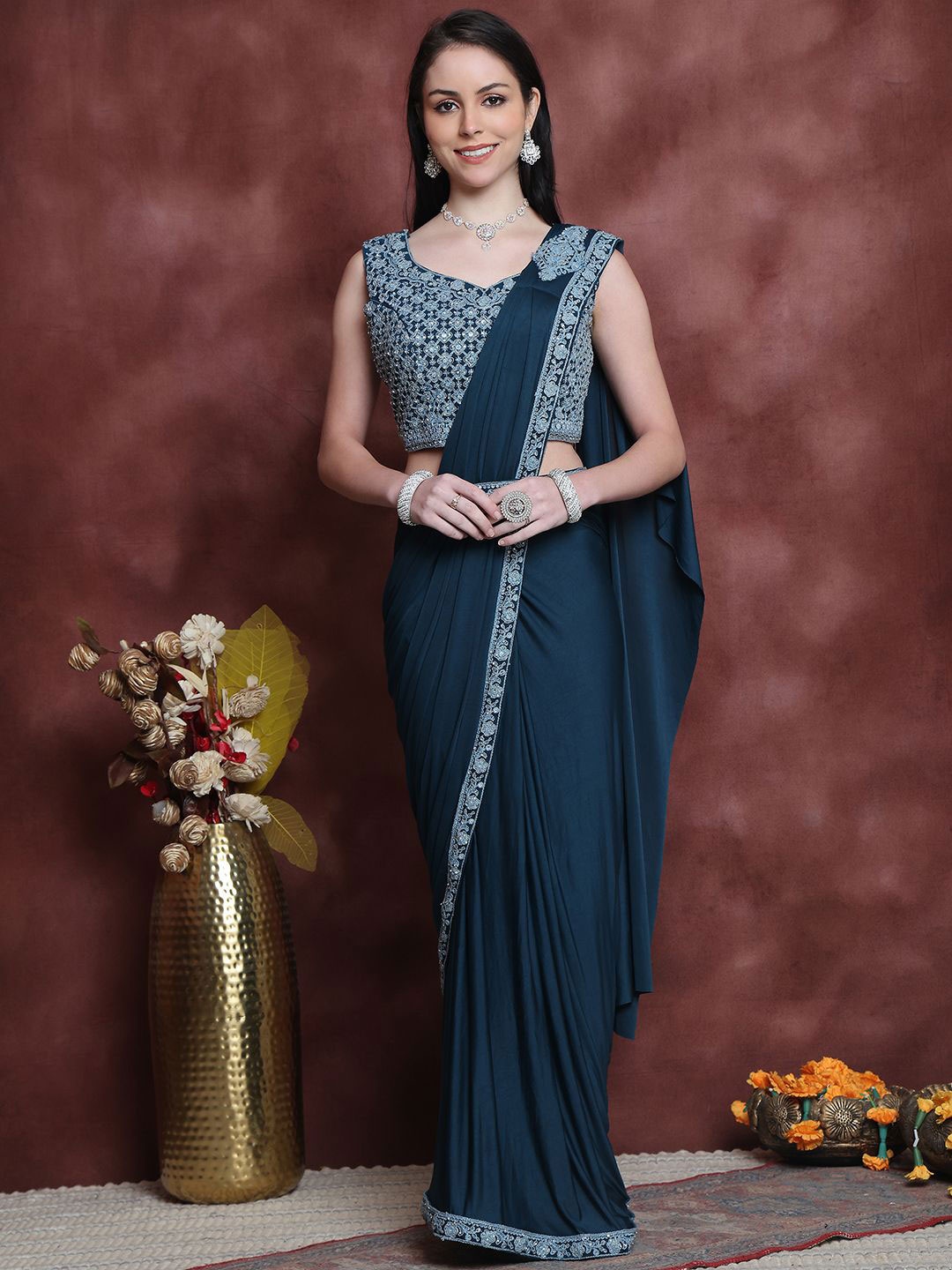 

Grancy Embroidered Saree, Teal