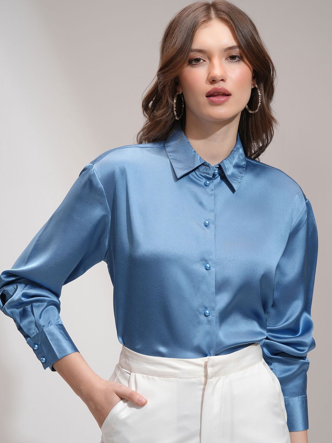 

CHIC BY TOKYO TALKIES Women Relaxed Fit Spread Collar Solid Casual Shirt, Blue