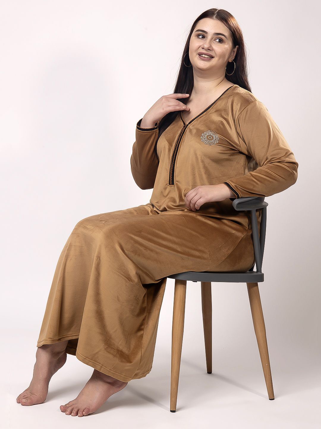 

CHUI MUI Velvet Maxi Nightdress, Brown