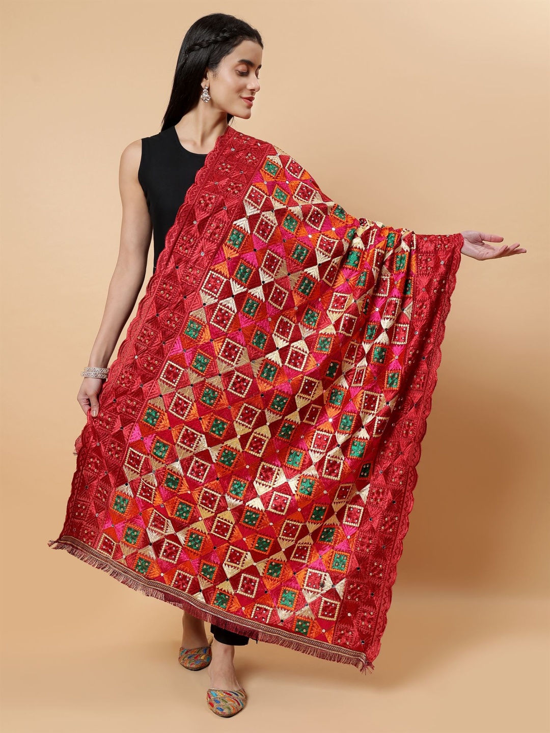 

Moda Chales Ethnic Motifs Embroidered Mirror Work Phulkari Dupatta, Maroon