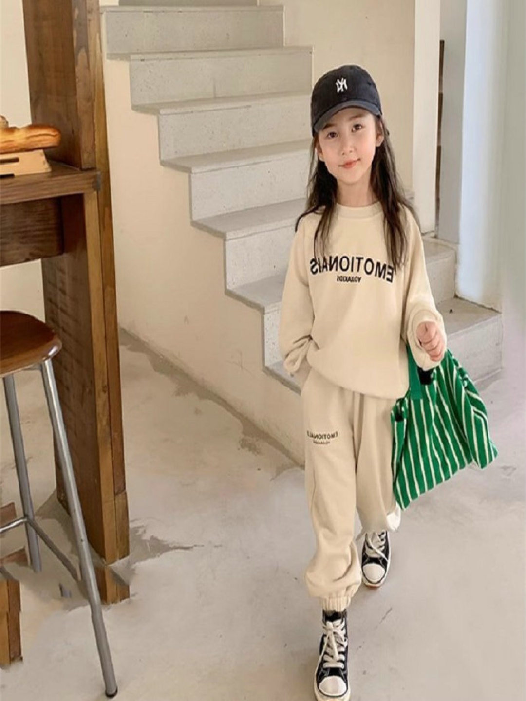 

StyleCast x Revolte Girls Printed Long Sleeves Sweatshirt With Joggers, Beige