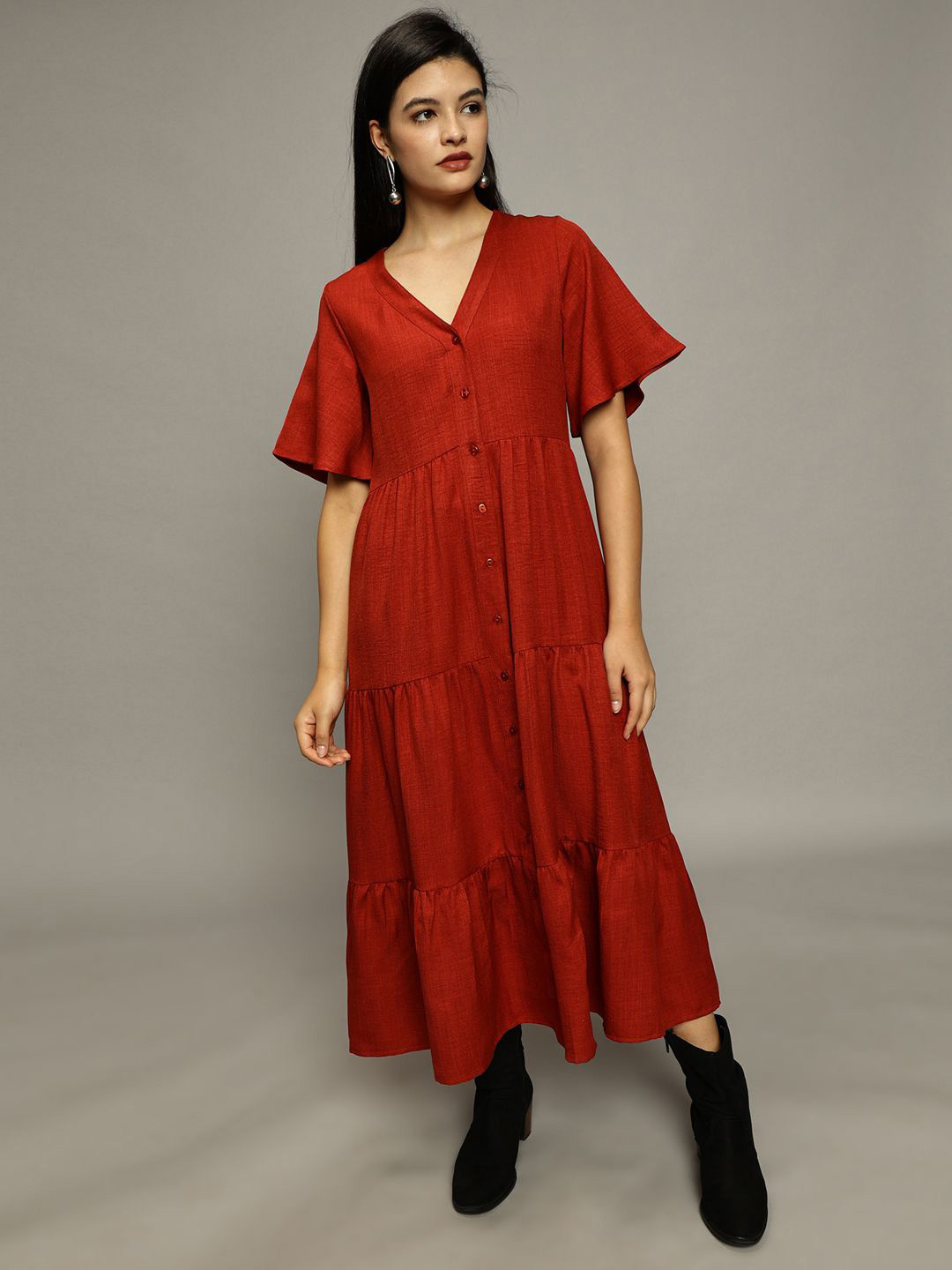 

The Roadster Lifestyle Co. Women V - Neck Short Sleeve Maxi Dress, Red