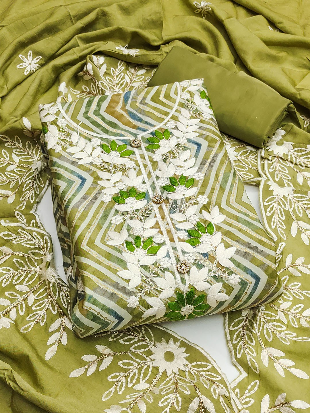 

HERE&NOW Floral Embroidered Beads And Stones Unstitched Dress Material, Green