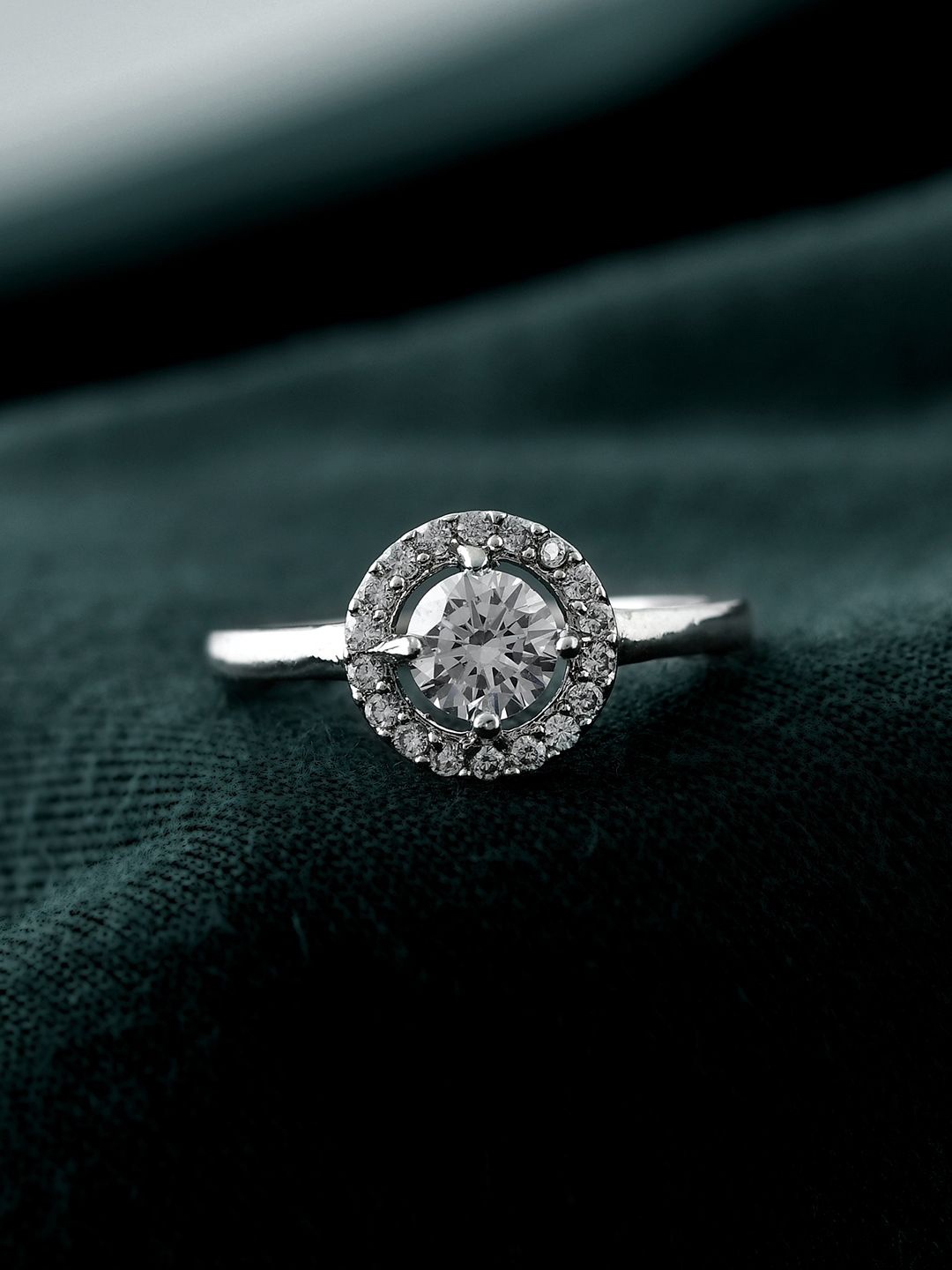 

Voylla Rhodium-Plated AD Studded Valentine's Day Dreamy Glow Solitaire Finger Ring, Silver