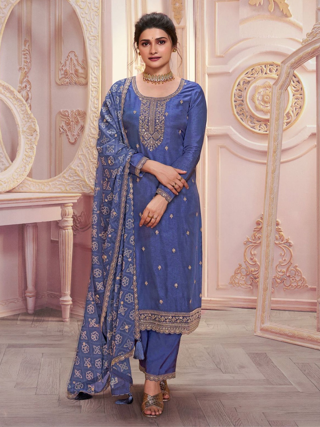 

ODETTE Women Floral Embroidered Regular Sequinned Kurta with Trousers & With Dupatta, Blue