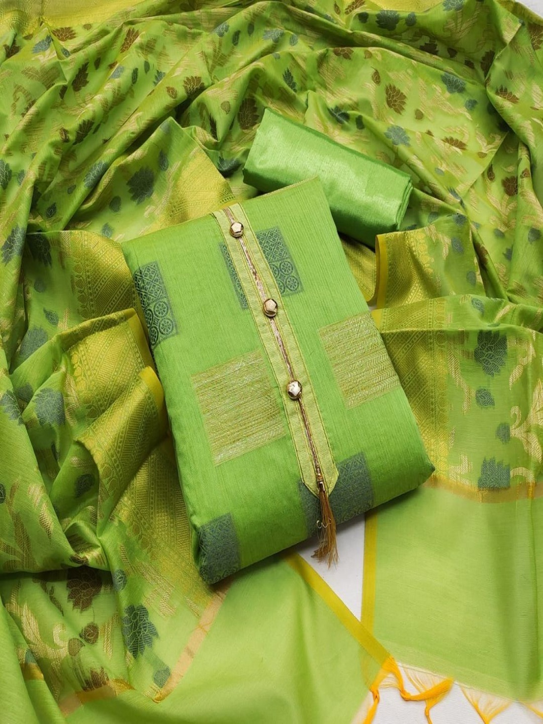 

Aika Geometric Woven Design Pure Silk Unstitched Dress Material, Green