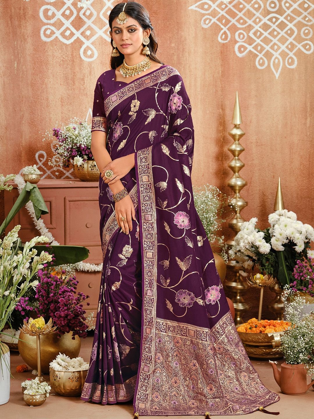 

Anouk Floral Printed Zari Saree, Purple