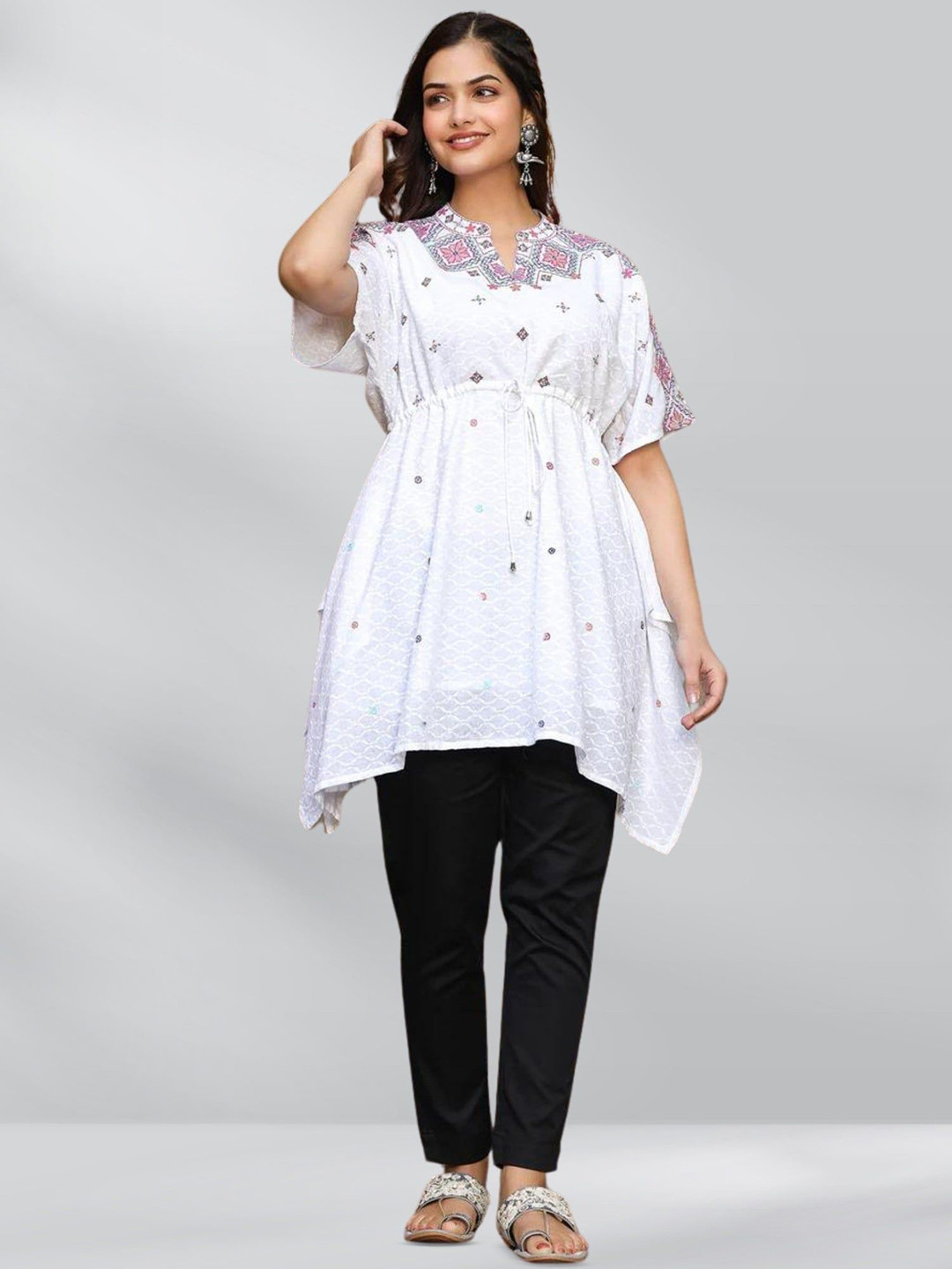 

FREYAA Mandarin Collar Embroidered Tunic, White