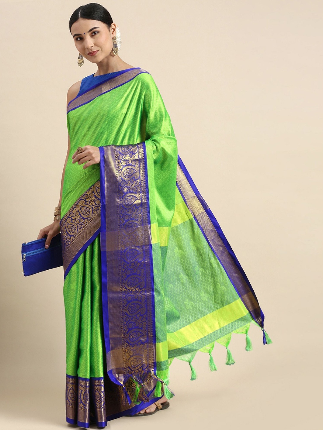 

Aika Woven Design Zari Pure Georgette Saree, Green
