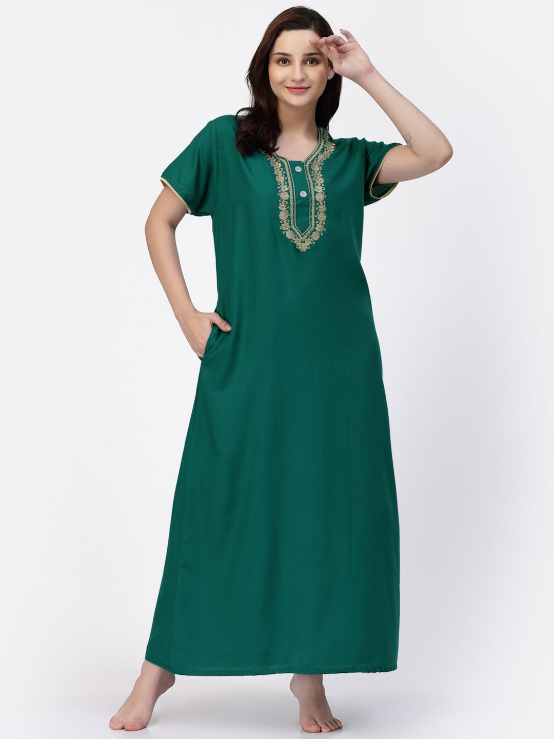 

CHUI MUI Embroidered Maxi Nightdress, Green