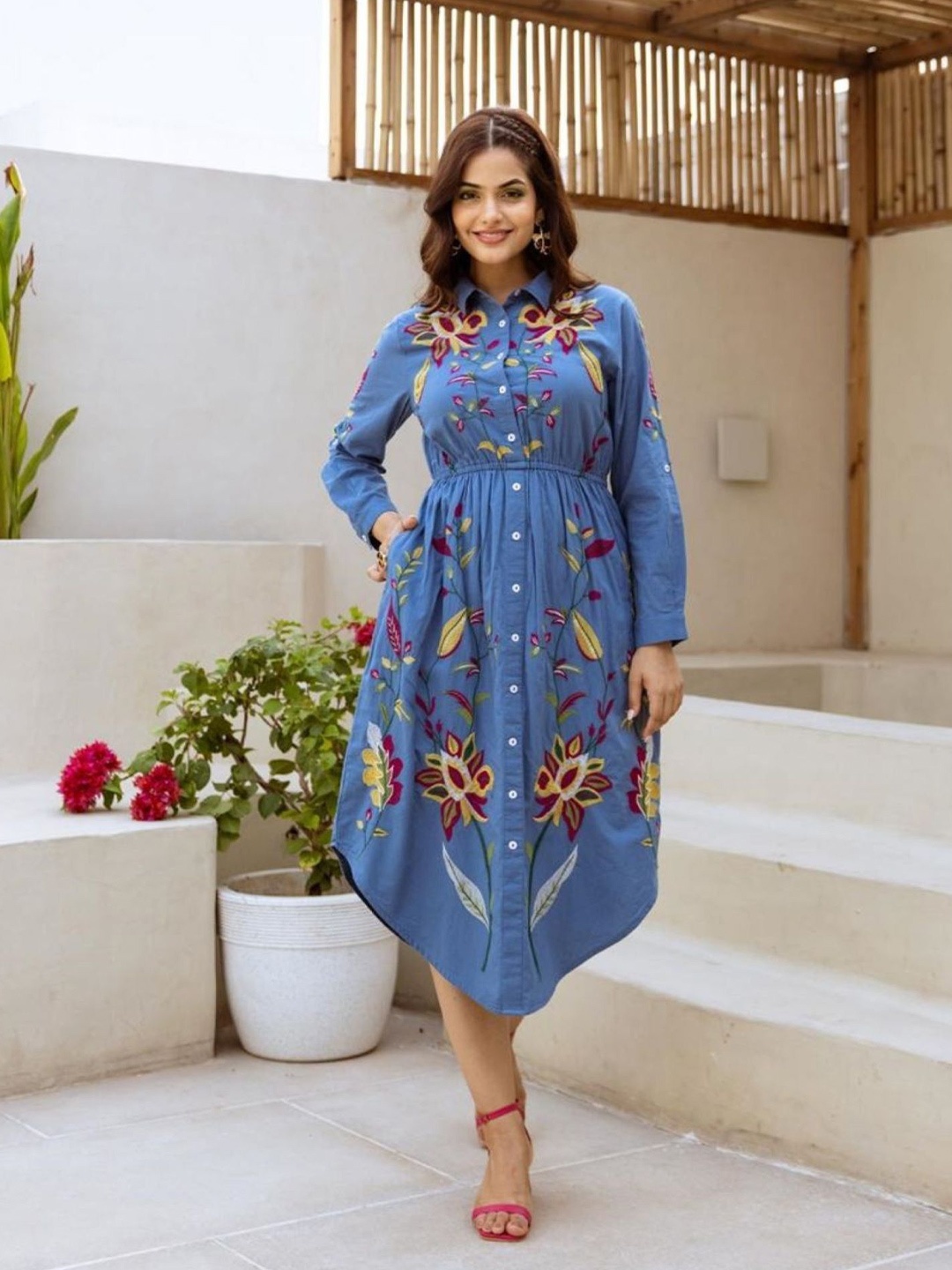 

FREYAA Embroidered Tunic, Blue