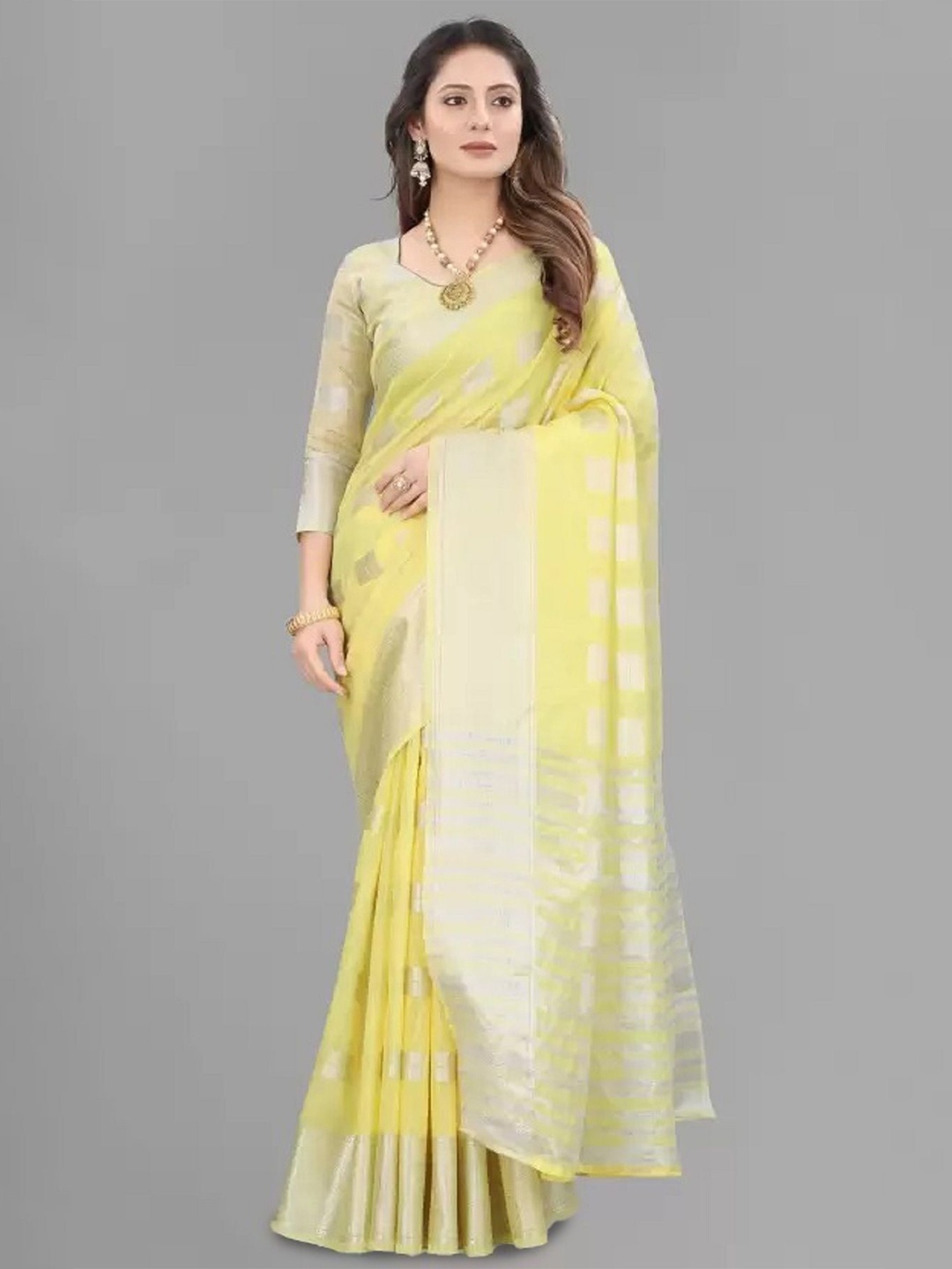 

Aika Woven Design Zari Tissue Kanjeevaram Saree, Yellow