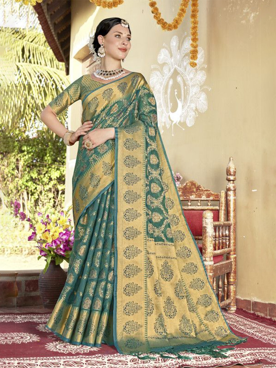 

sagarika Ethnic Motifs Zari Organza Banarasi Saree, Green